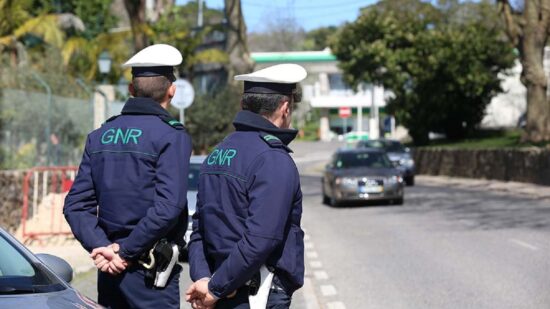 GNR detém 17 pessoas e regista 77 acidentes no distrito de Viana