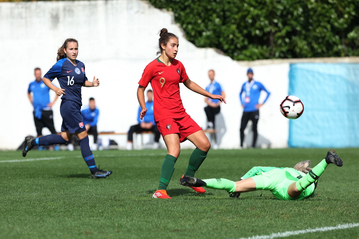 Seleção sub-17 feminina de Portugal vence República Checa com golo