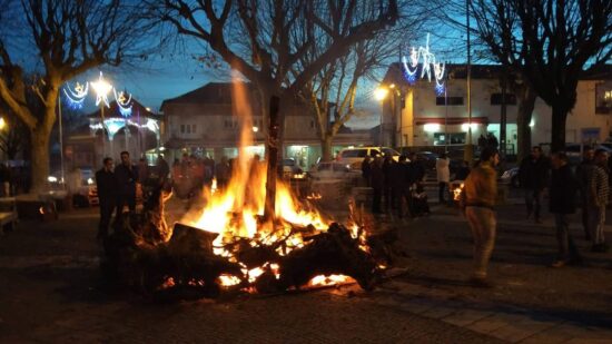 Largo das Neves volta a receber tradicional Fogueira de Natal