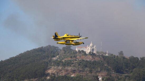País em estado de alerta devido ao risco de incêndio
