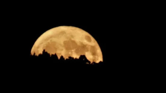 FENÓMENO ASTRONÓMICO: Ultima “Super Lua” do ano será visível esta noite