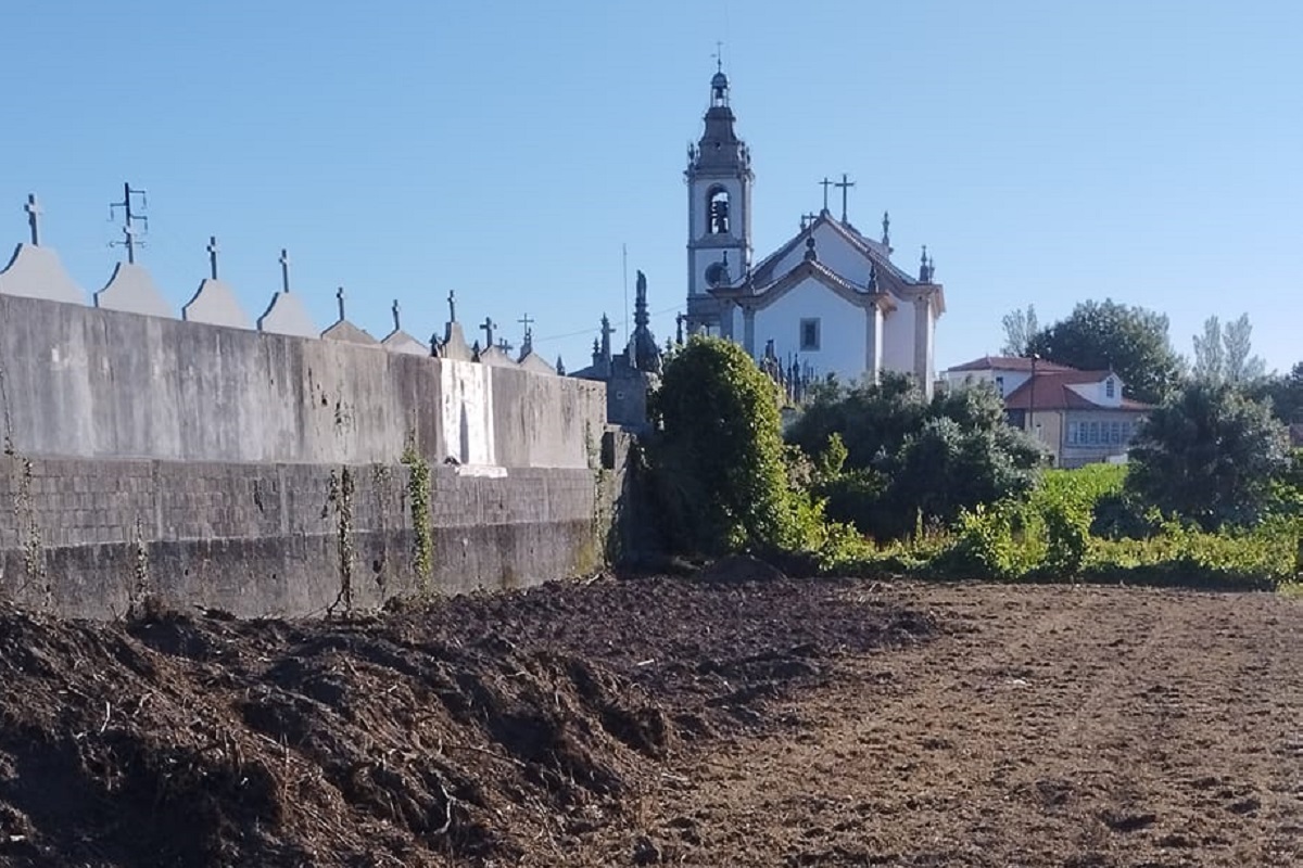 Cemitério de Santa Marta de Portuzelo