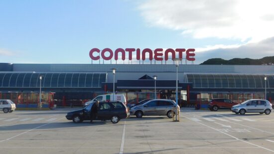 No sábado! Continente de Viana vai ensinar os clientes a cortar atum