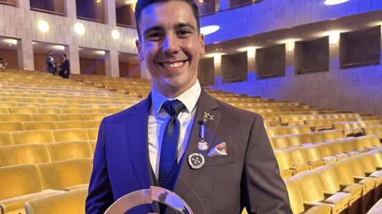 Iúri Leitão agraciado com o Troféu Quinas de Ouro