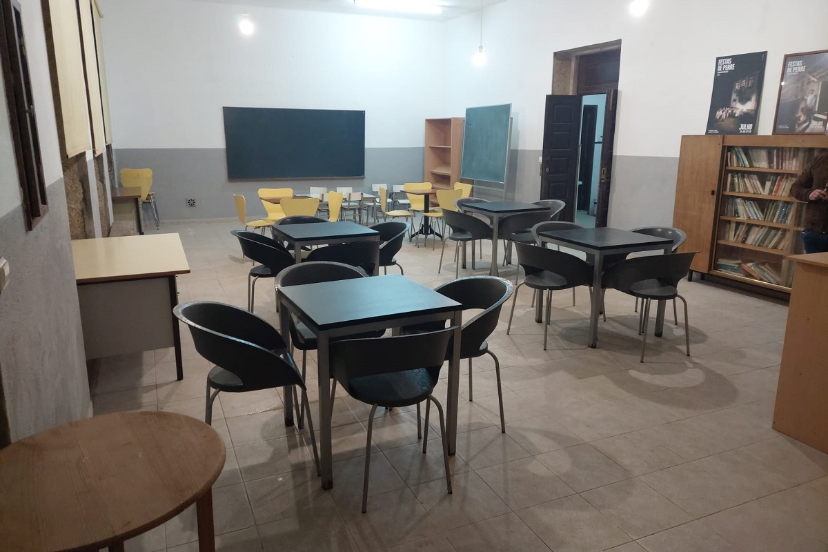 Escola do Calvário, Perre