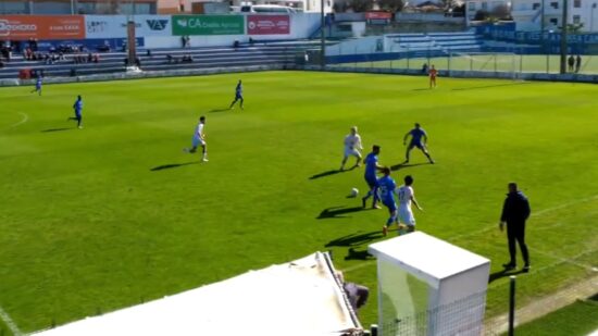 SC Vianense SAD vence Dumiense com golo de Miguel Abreu