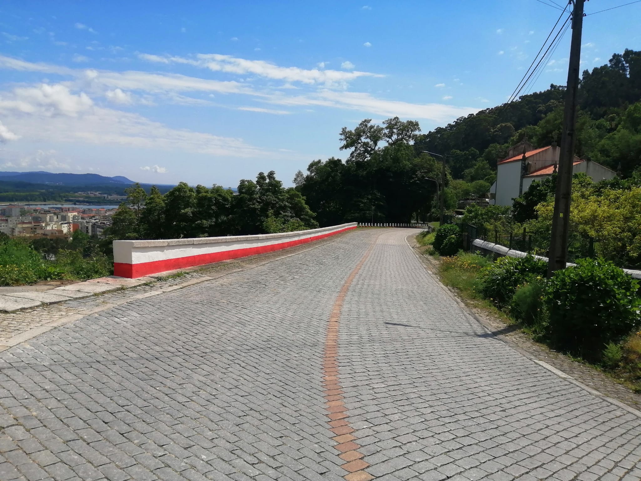 Estrada de Santa Luzia