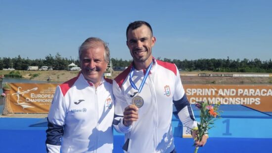 Fernando Pimenta soma duas medalhas de ouro nos Europeus