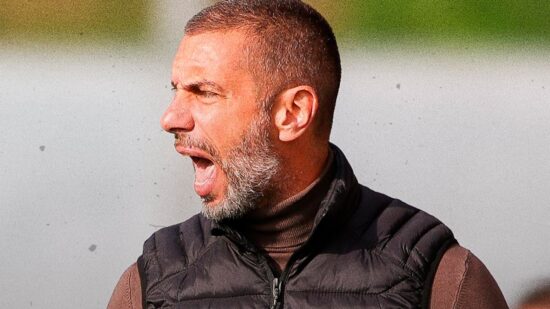 Pedro Lomba renova contrato com o São João de Ver