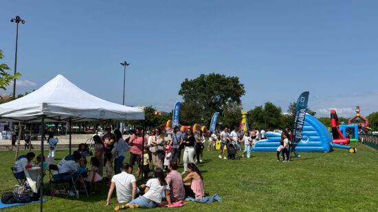 Dia do Porto de Viana encheu a marginal com centenas de famílias