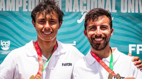 Vianense João Passos é campeão universitário em double sculll