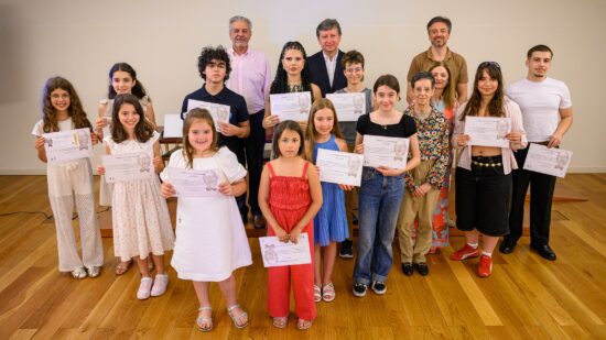 Viana entregou prémios da 15ª edição do Prémio Escolar António Manuel Couto Viana