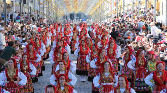 Abertas as reservas de cadeiras para o cortejo e serenata d’Agonia
