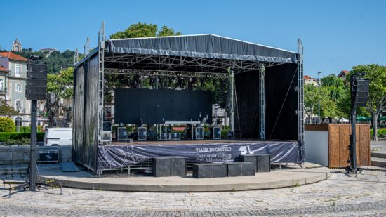 Noites com música, arte, gastronomia e dança regressam à marginal de Viana