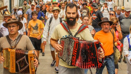 Romeiros voltam a subir a serra para festejar o São João d’Arga