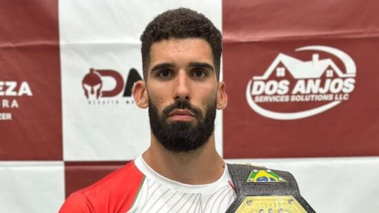 Atleta vianense sagra-se campeão no Desafio Mundial de Capoeira