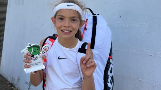 Jovem tenista de Viana vence Circuito de Ténis Internacional