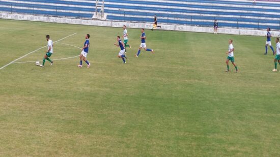 SC Vianense SAD vence São Martinho e consegue premeira vitória no campeonato