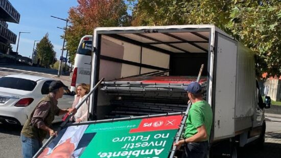 PS de Viana retira cartazes da campanha eleitoral em todas as freguesias de Viana