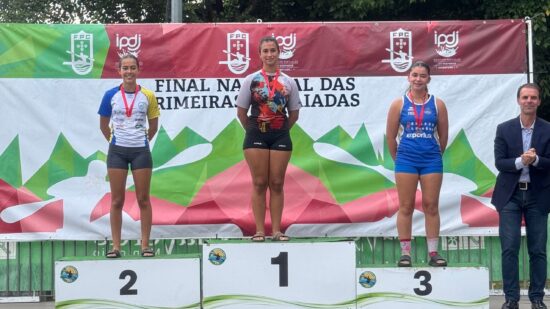 Matilde Barros da Darque Kayak Clube vence Nacional das 1ºas pagaiadas em Prado