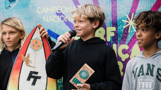 Viana coroa David Mendonça Campeão Nacional de Surf Sub 12 no Cabedelo