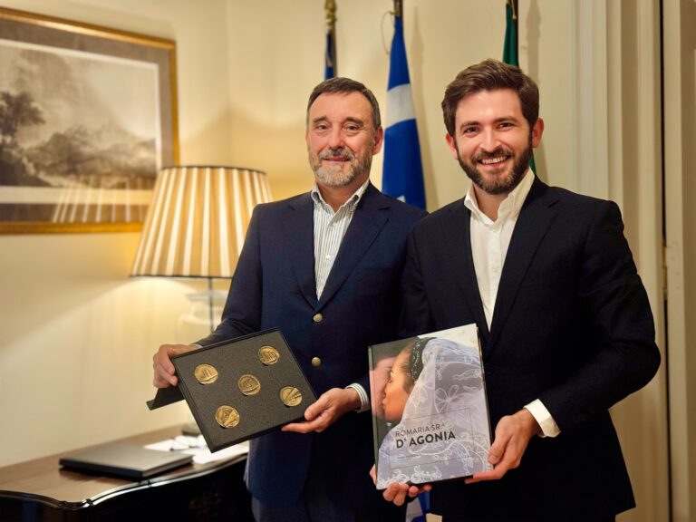 Romaria e Viana representados em encontro com Embaixador de Portugal em Atenas