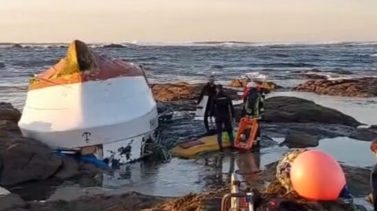Interrompidas buscas pelos três pescadores desaparecidos após naufrágio em Caminha