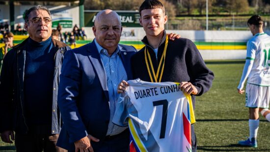 Vila Nova de Cerveira homenageou campeão do mundo sub-17 Duarte Cunha