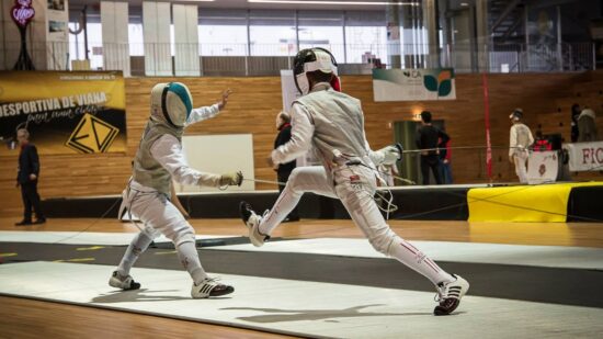Torneio Mestre Luís Braga junta jovens talentos da esgrima em Viana