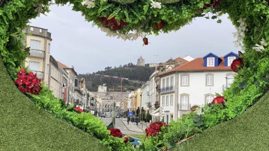 “Viana Amor & Folia” une comemorações de Carnaval e Dia dos Namorados em Viana