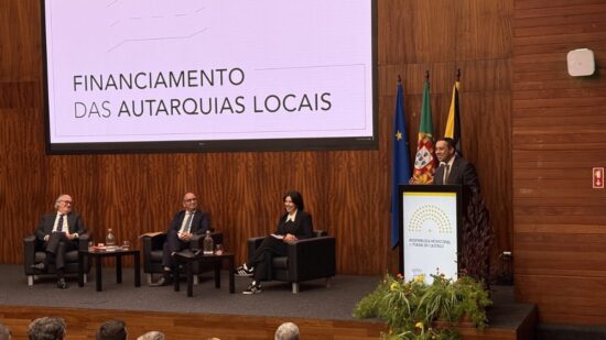 Assembleia Municipal de Viana debateu financiamento das autarquias locais