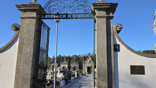 Cemitério de Vila de Punhe passa a ter videovigilância