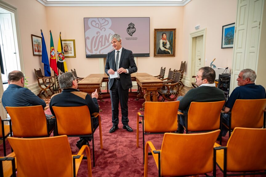 Autarca de Viana assina protocolos para valorizar o património em diversos espaços religiosos