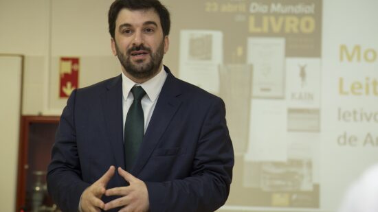 “Nas guerras dos ricos morrem os pobres” em debate no Café Concerto do Teatro Sá de Miranda