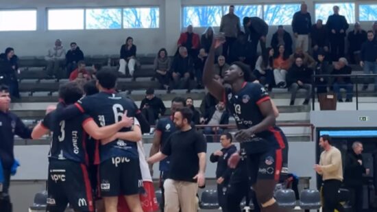Voleibol Clube de Viana vence fora e fica a um passo da subida à I Divisão