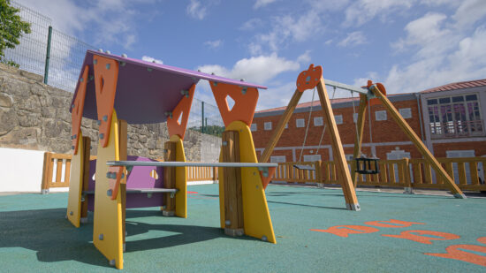 Novo parque infantil do Centro Social de Vila de Punhe já foi inaugurado