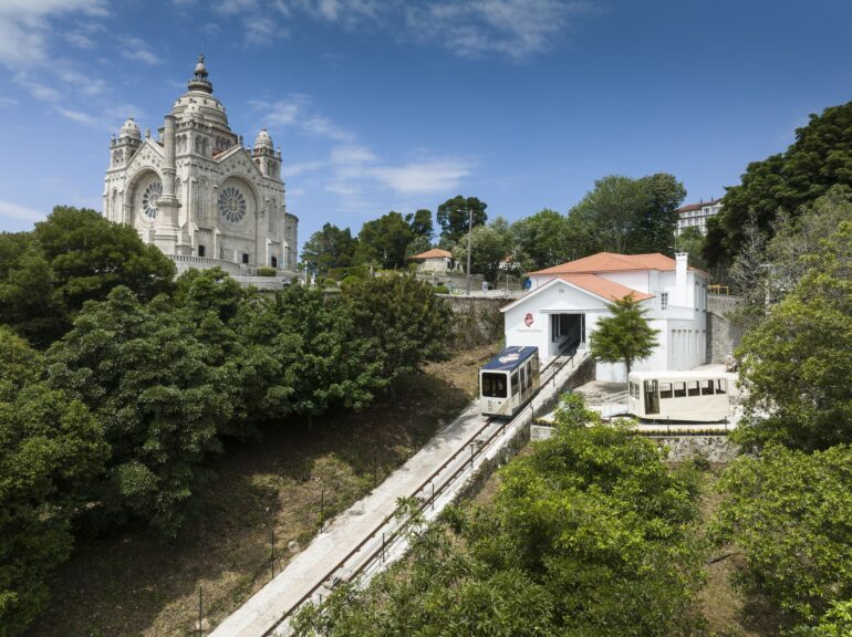 Elevador de Santa Luzia encerrado para manutenção