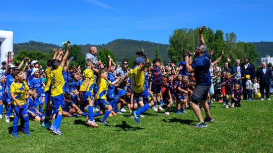 “Jogam Todos” reuniu cerca de 600 jovens no Parque Ecológico Urbano de Viana