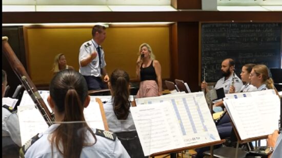 Mimicat junta-se à Banda de Música da Força Aérea para um concerto em Viana
