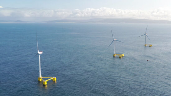 Desafio extremo: Seis atletas vão nadar 20 km do parque eólico offshore WindFloat Atlantic até à costa de Viana