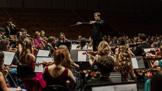 Sinfonia nº 2 de Gustav Mahler é interpretada em Viana com mais de 200 músicos em palco
