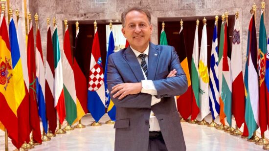Vianense Eduardo Teixeira eleito para cargo na Assembleia Parlamentar da União para o Mediterrâneo