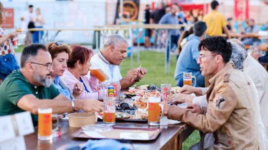 Maresia regressa a Viana do Castelo com cerveja, marisco e animação