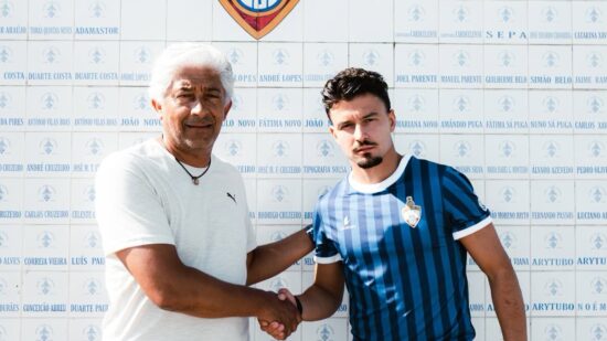 Moisés Conceição assina pelo Vianense