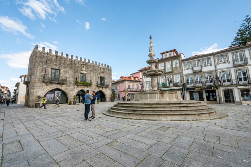 Praça da República acolhe “Viana Está na Moda”