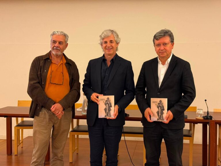 Câmara de Viana apresentou tomo 59 dos Cadernos Vianenses