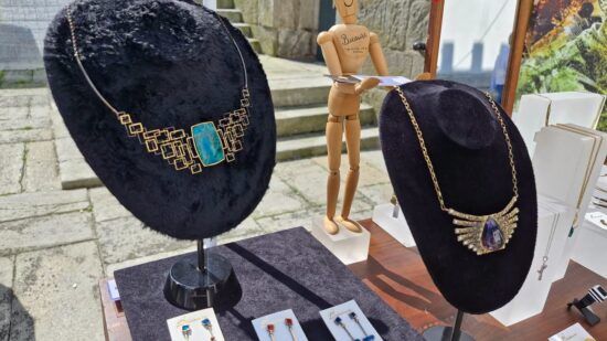 Mercadinho de Artesanato regressa a Viana este fim de semana