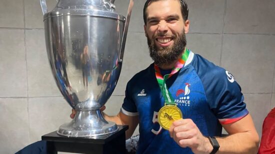 Lanheses felicita Anthony da Costa pelo título mundial de hóquei em patins
