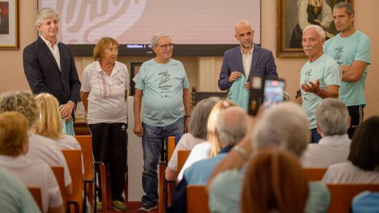 Delegação de Viana do Castelo dos Olympics 4All recebida na Câmara Municipal
